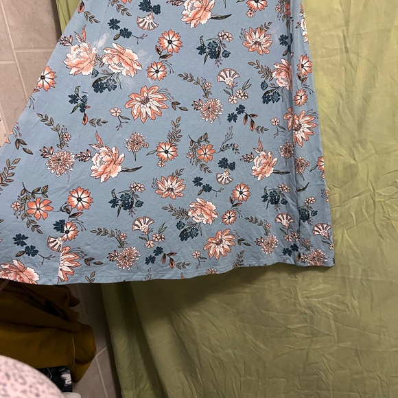 LOFT Floral Sleeveless Blue Dress - Picture 5 of 6